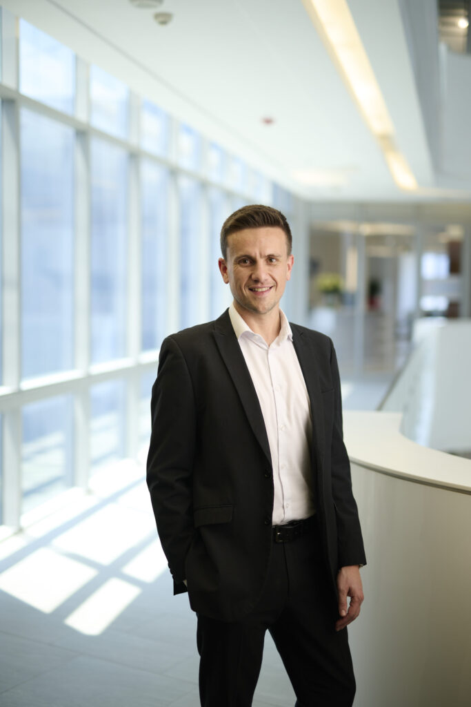 1Ethan_Chosen_BF61908